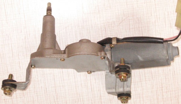 Motor dvornika Daewoo.jpg