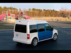 __transit_connect_family_one_ford__250_4a095932b42d7.jpg