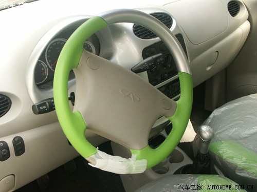 chery-sweet-qq-qq3-photo-foto-ext-34.jpg