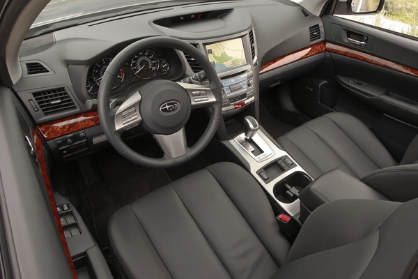 subaru-interrior.jpg
