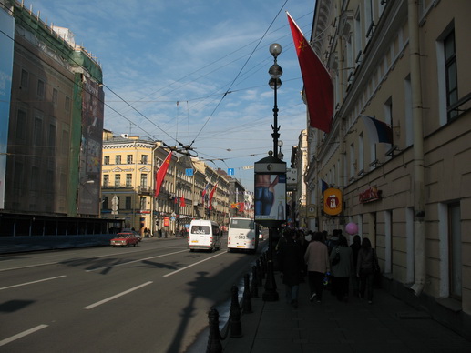 pered_dvorcovoi.jpg